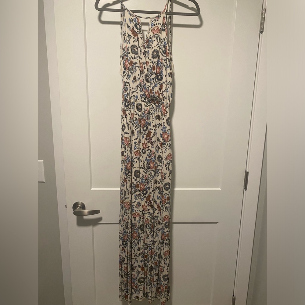 American Eagle Maxi Floral Dress. Size Small.